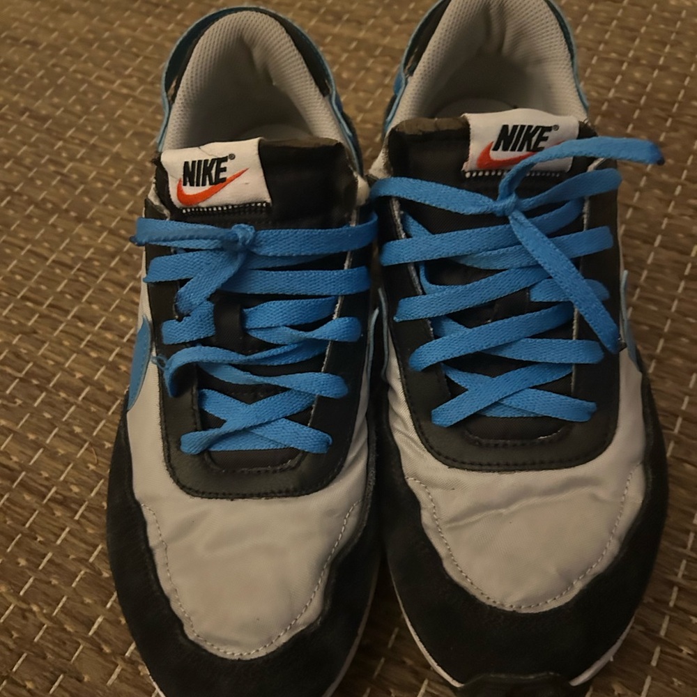 Nike Men's Waffle Debut size 10